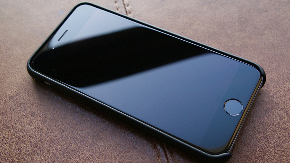 Как очистить iPhone от пыли и грязи? Как очистить iPhone от пыли и грязи?