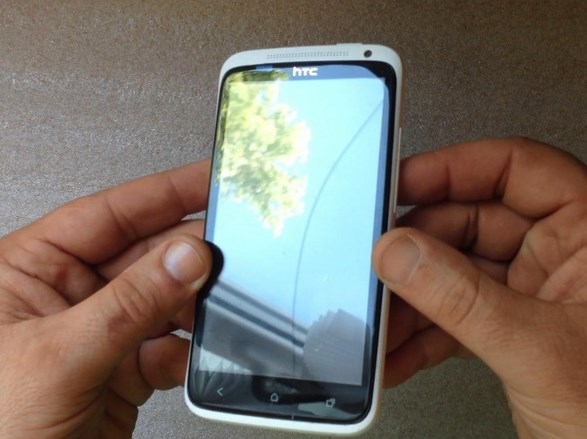 Как заменить экран на HTC One X? Как заменить экран на HTC One X?